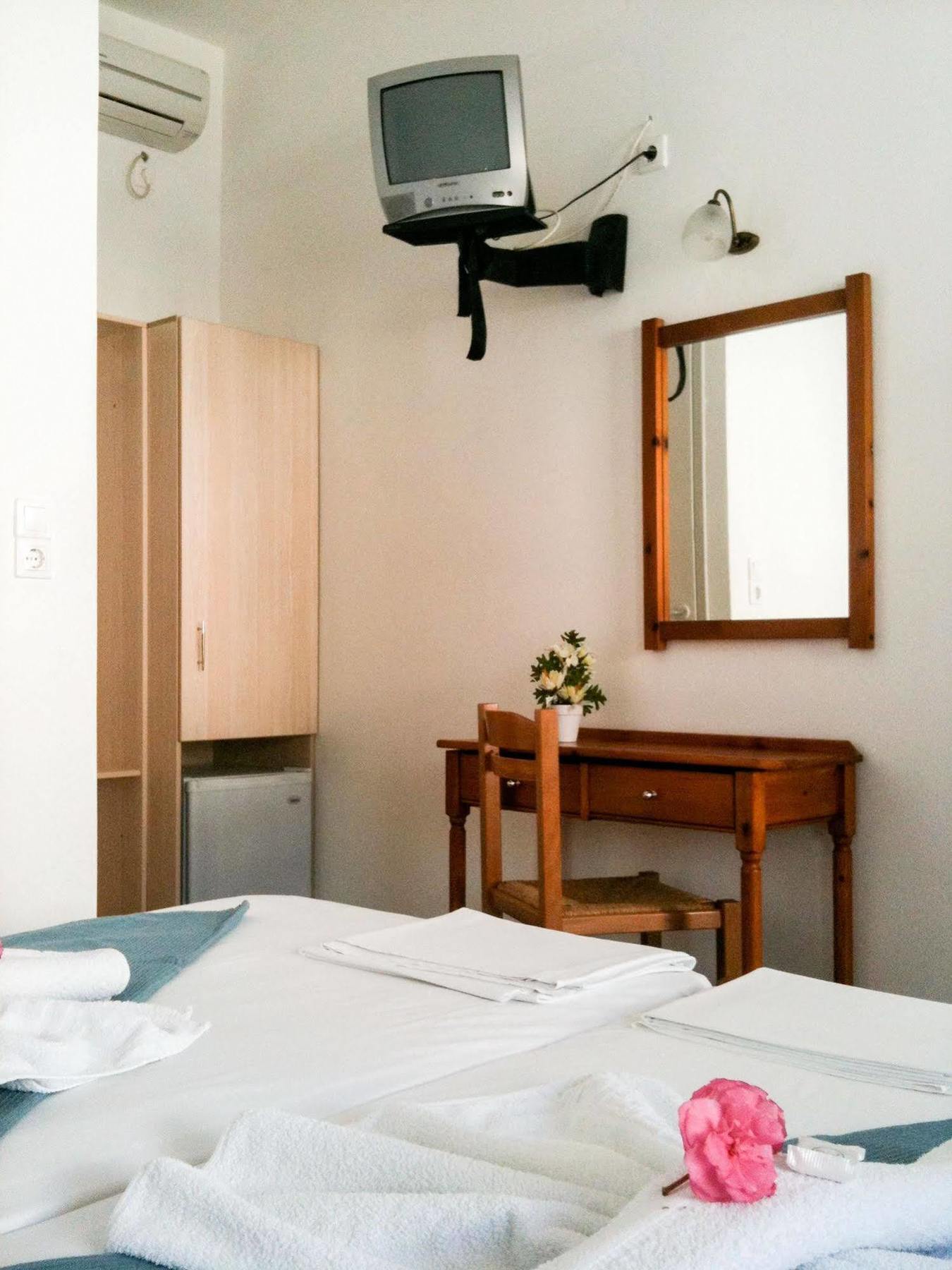 Drakos Twins Aparthotel Mylopotas Bagian luar foto